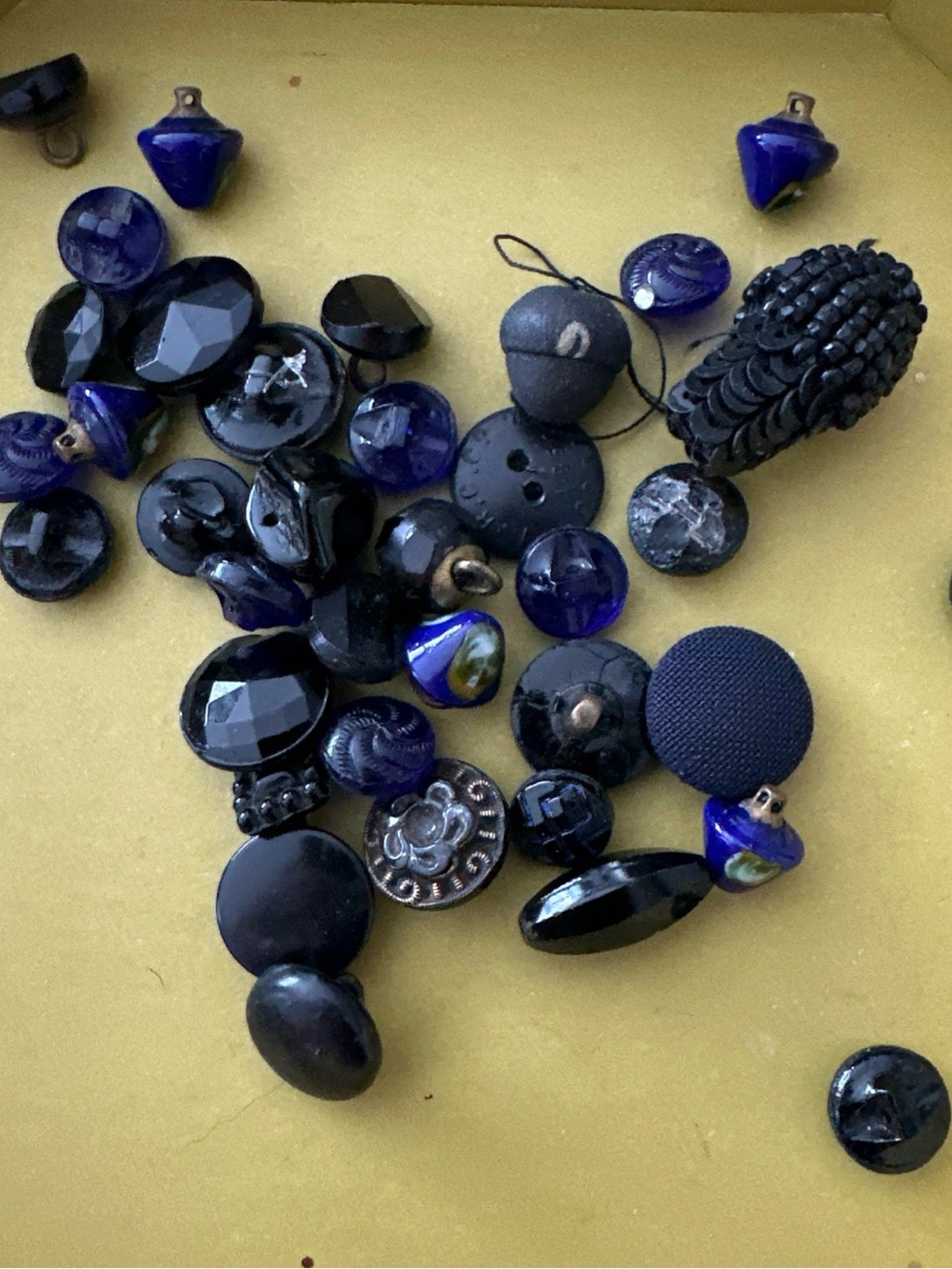 Variety Lot 36 Vintage Antique BLUE BLACK Size Glass LUCITE Buttons Small